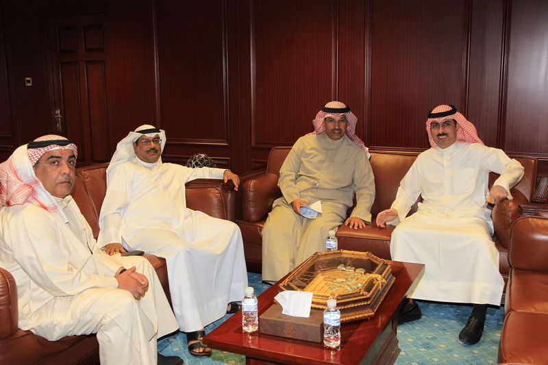 فليطح استقبل وفد الطائرة