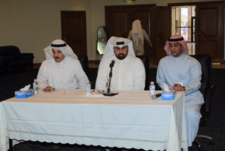 الخزعل يجتمع برؤساء مراكز الشباب