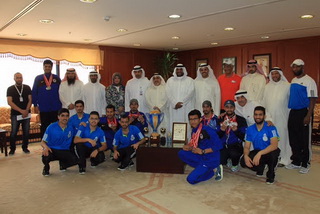 مدير عام الهيئة يستقبل لاعبين نادي الصم