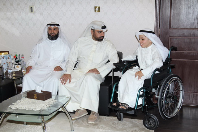 الخزعل يكرم الحافظ راشد نصار الشمري 