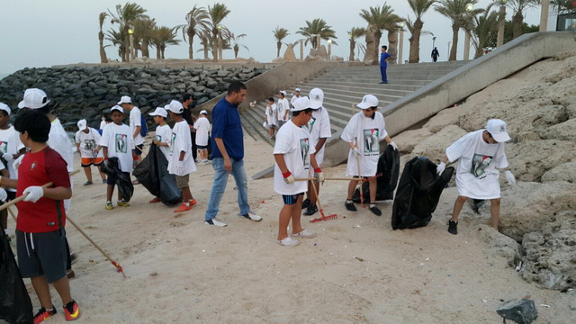 حملة نظافة الشواطئ لأعضاء مراكز الشباب