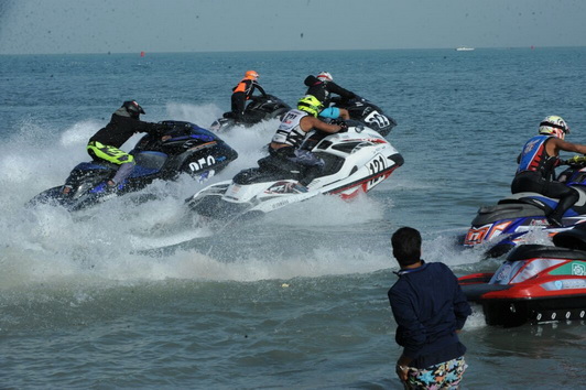 ختام بطولتي هيئة الرياضة لقوارب النزهة والدراجات المائية