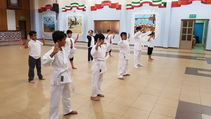 ١٠٠٠طالب يتدربون بالمراكز الرياضية برعاية هيئة الرياضة