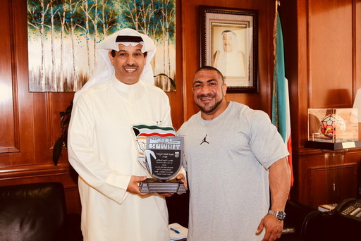 فليطح يكرم البطل أشكناني