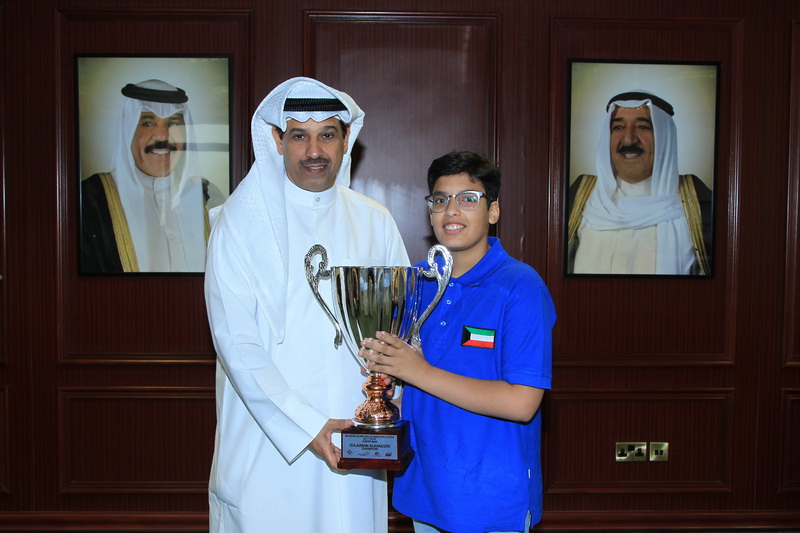 مدير عام الهيئة استقبل البطل سلمان الكندري