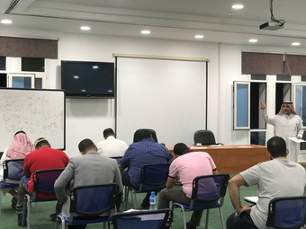 دورة دراسات حكام رفع اثقال