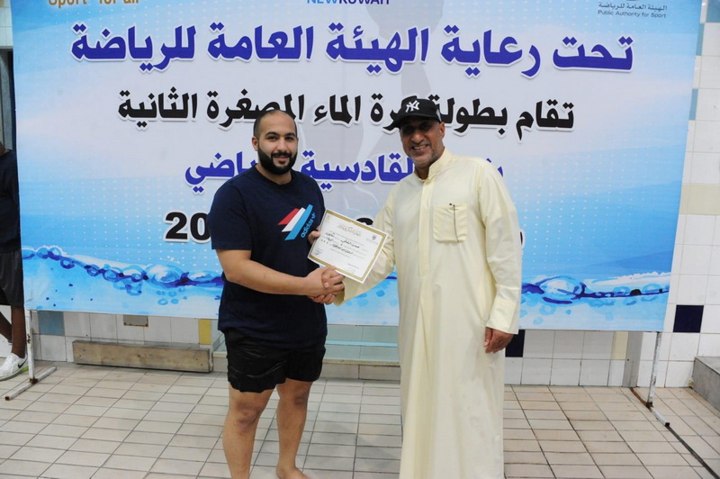 ١٢ مباراة في اليوم الأول لبطولة الهيئة لكرة الماء المصغرة