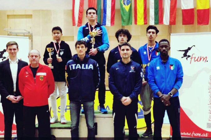 حقق بطل المبارزة الكويتى الواعد محمد الفضلي انجازاً عالمياً جديداً 