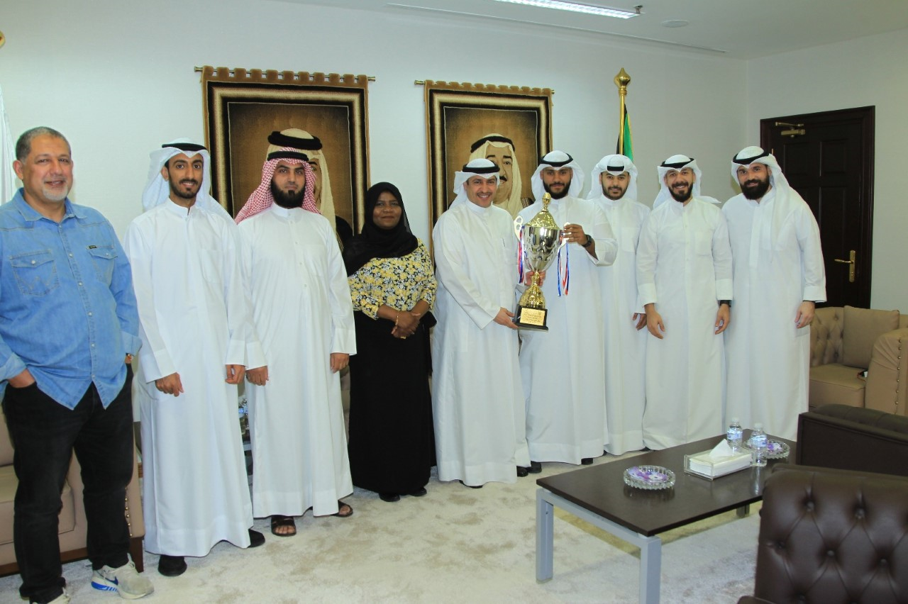  استقبال فريق إدارة الموارد البشرية المتوج بلقب بطولة المرحوم داوود الداوود الخامسة لكرة القدم