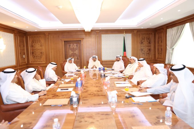 فليطح يجتمع بمسؤولي الأندية الرياضية بحضور نواب المدير العام