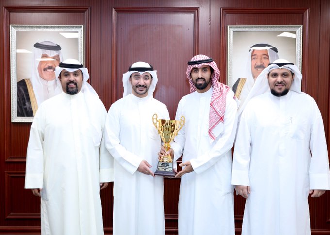 استقبال المتسابق حمد الهاجري بعد حصوله على المركز الثاني في بطولة قطر الدولية لسباق الدرفت