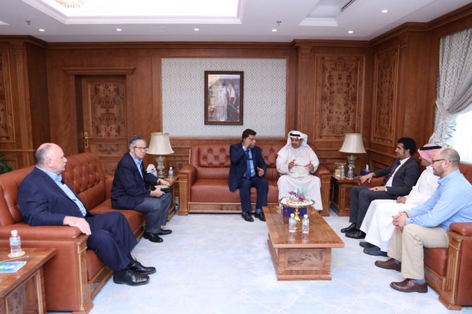 بحث سبل التعاون بين نادي الصم والاتحادات والمنظمات المعنية برياضة الصم 