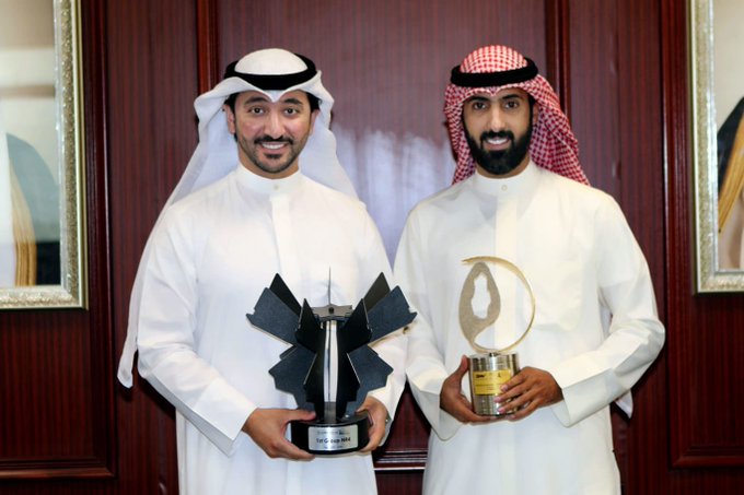 استقبل الدكتور صقر الملا نائب مدير عام الهيئة لقطاع الرياضة التنافسية بطل الراليات الكويتي مشاري الظفيري 