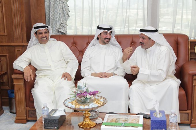 استقبال الدكتور حمود فليطح الشمري مدير عام الهيئة العامة للرياضة جموع المهنئين بعيد الفطر