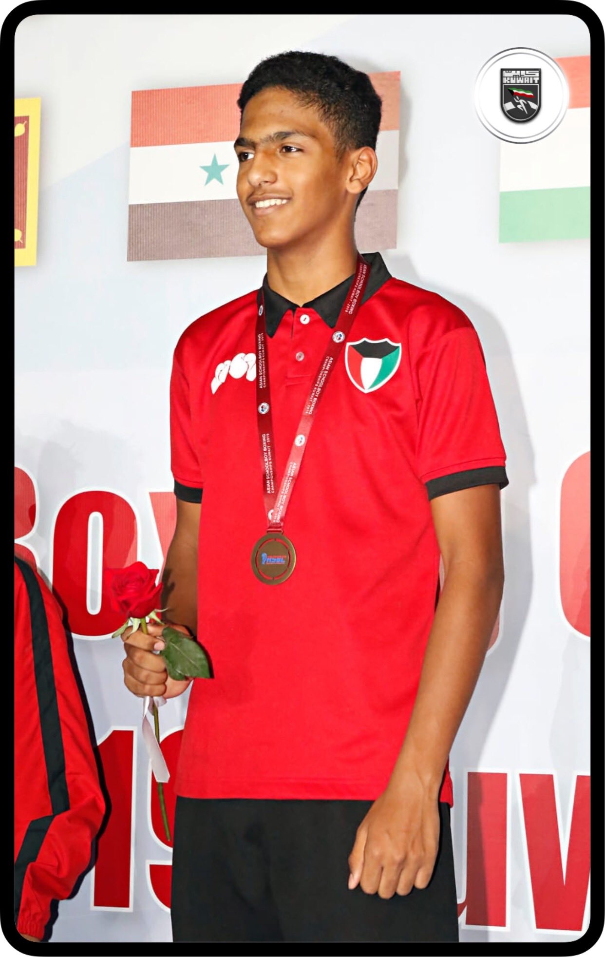 تهنئ الهيئة بطل الملاكمة الكويتي الواعد عبدالعزيز السرهيد بإحراز الميدالية البرونزية في بطولة آسيا الأولى للبراعم