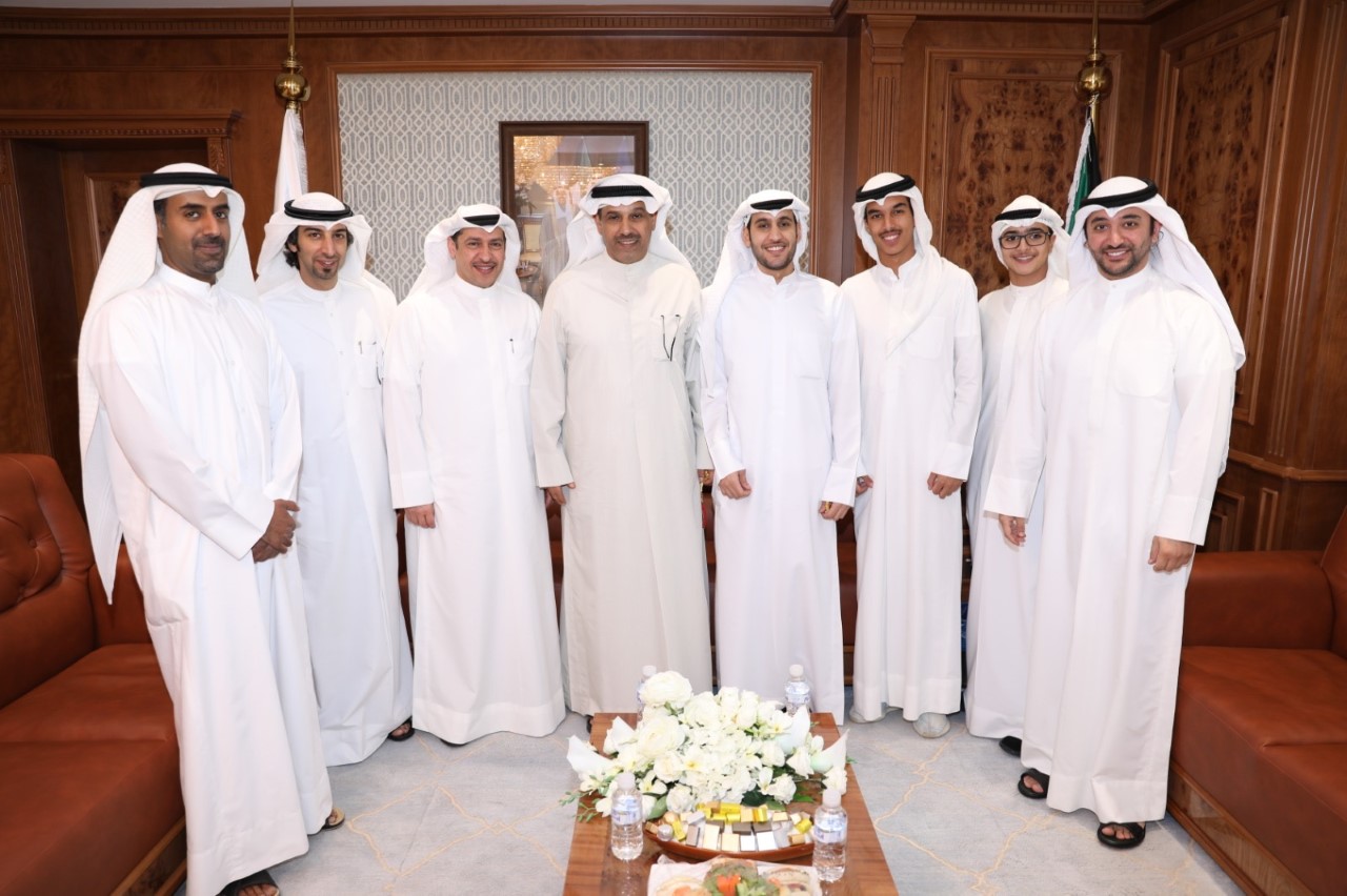 استقبل السيد حمود فلطيح مدير عام الهيئة ونواب المدير العام مجلس إدارة نادي المسايل للفروسية بعد إشهاره وتشكيل مجلس الادارة